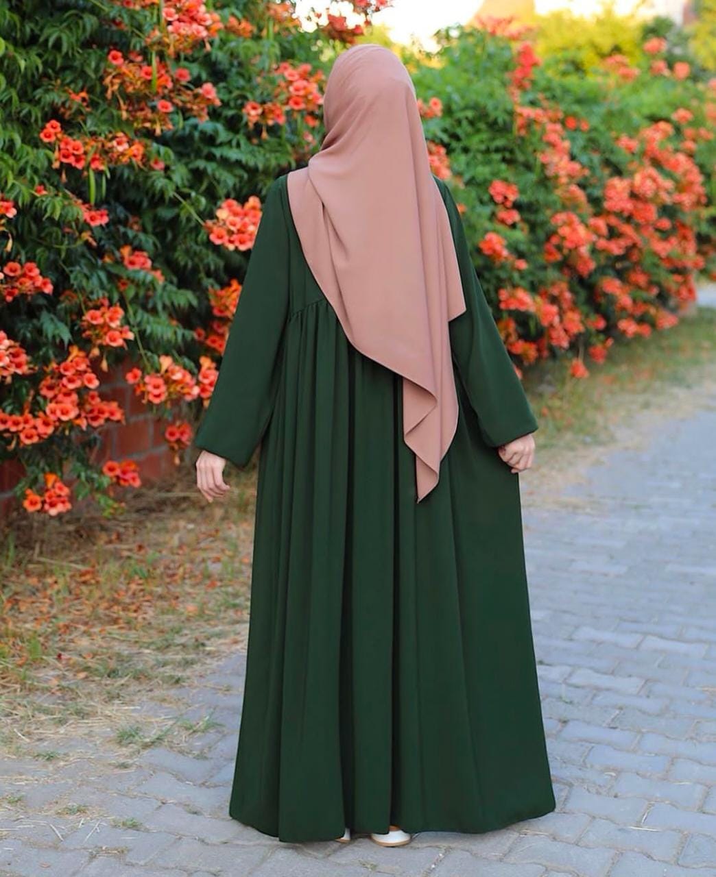 Zipper Pleated Abaya - TwinkleLand